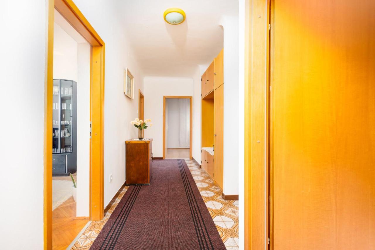 Apartman Tena Punat Eksteriør bilde